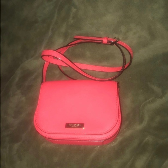 Kate Spade of New York Handbag with Adjustable Shoulder Strap - Picture 14 of 14